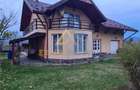 Casă cu 4 camere cu Teren 6000 Mp în Recea - 2