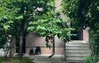 Apartament in vila cu 6 camere si curte proprie de 202 mp - 1