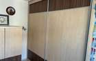 Apartament cu 3 camere semidecomandat în Obor