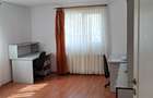 Vand casa centru Suceava, individuala cu curte proprie. - 2