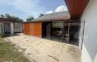 Casa spatioasa, 294 mp, 1.692 mp teren, garaj, terasa si gradina V - 13