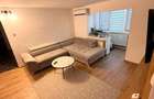 Apartament cu 3 camere semidecomandat în Central - 2