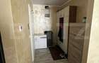 Apartament de vanzare, cu 3 camere, 92 mp, parcare, intermediar, zona