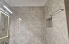 Proprietar inchiriez apt 1 camera  Bd Decebal/Calea Calarasior/metrou P.Muncii