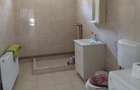Vind casa cu 8 camere ,2 curti ,anexe, , mobilata - 4