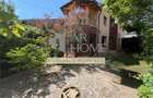 Casa 4 camere, in Ploiesti, zona ultracentrala.