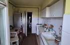 Apartament cu   3 camere  decomandat zona Piata Zorilor  etaj 1 - 10