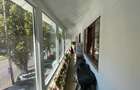 Bd.Dacia, et 1, mare, decom, balcon 11m, Sud, totul aproape (Centru, 2 Piete, 4 Parcuri, 2 Scoli, Dispensar)