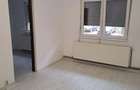 Apartament 2 camere , Ozana , M15 , parter , 46.000 euro neg. - 13