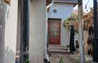 Vand Casa, 2 Corpuri Intabulate, Beci, Total teren 348mp. Central - Ploiesti, Cadastru 2008 PRET: 139.000 negociabil