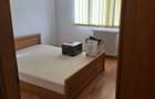 inchiriez apartament 3 camere - 4