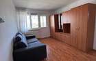 Vand apartament 2 camere, et. 3, Carpati 1 - 6