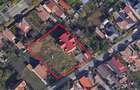 Casa la rosu pe 4 nivele cu teren generos - 2