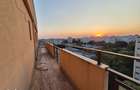 Penthouse 104,97 mp + 192,81 mp terase - piata Sudului