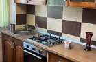 Inchiriez apartament 3 camere - 4