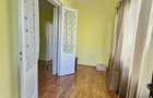 Casa in Roman , zona Liceului nr. 2 ( Vasile Sav) - 9