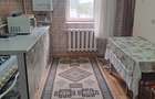 Apartament cu 3 camere,decomandat,parter inalt,zona Lama - 1