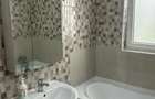 Apartament cu 3 camere semidecomandat în Central - 3