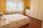 Inchiriez apartament cu 3 camere in Micro17. - 2