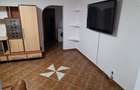 DE INCHIRIAT - Apartament foarte spatios cu 3 camere!