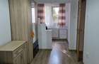 Apartament cu 3 camere de inchiriat pe strada Mehedinti