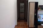 Apartament cu 3 camere semidecomandat în Ostroveni - 2