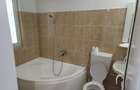 Inchiriez apartament cu 2 camere in Bascov la curte