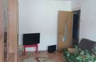 Vand apartament cu 2 camere decomandat Strada Oituz 3 - 4
