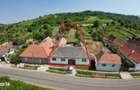 Casa in Valea Viilor proprietate spatioasa cu teren de 1400 mp