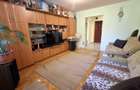 De vanzare Apartament cu 3 camere - 5