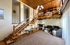 Inchiriez apartament foarte spatios, Boul Rosu