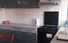 Inchiriez 2 cam baie bucatarie hol casa .gen curte