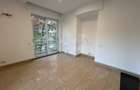 Apartament 4 camere  Resedinta - 25