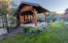 Casa cu 3 camere,baie, bucatarie,anexe.pivniță teren 800 mp