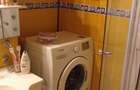 PARTICULAR ! Apartament luxos in centrul Craiovei, langa hotel Ramada, bloc construit in 1980, etaj 1, decomandat, 3 camere + terasa inchisa, 2 bai - 4