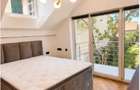 inchiriez apartament 3 camere la vila cu 2 etaje - 4