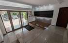 Metrou Pacii, Ten Blocks, 2 camere, 70 mp, 4/10, decomandat, mobilat, loc parcare - 1