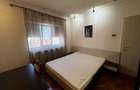 Inchiriez apartamenr 3 camere decomandat cu centrala zona Lebada - 4