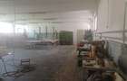 De vanzare fabrica mobilier lemn masiv sculptat + confectii metalice - 11