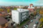 VAND 1/2 CLADIRE CU 6 APARTAMENTE - 1