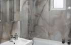 Ultracentral apartament 2 camere decomandat de inchiriat termen lung - 2