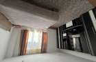 Inchiriez apartament 3 camere - 4