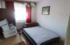 Apartament cu 3 camere de vanzare.