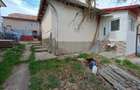 Casă cu 2 camere cu Teren 720 Mp în Central
