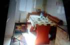 vind apartament cu doua camere semidecomandat etaj doi zona stadion D5 - 5
