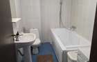 Inchiriez ap. 2 camere, str. Eroilor - 1