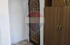 DE VANZARE Apartament cu 2 camere in zona Progresul - 11