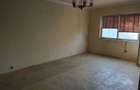 Apartament decomandat cu 2 camere si balcon, etajul 1 - 1