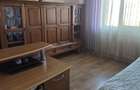 Apartament cu 3 camere complet decomandat situat in Iscroni (Hunedoara)