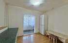 Apartament 2 camere, decomandat, etaj 3, zona Soarelui - 2
